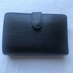 Louis Vuitton Epi Leather Wallet